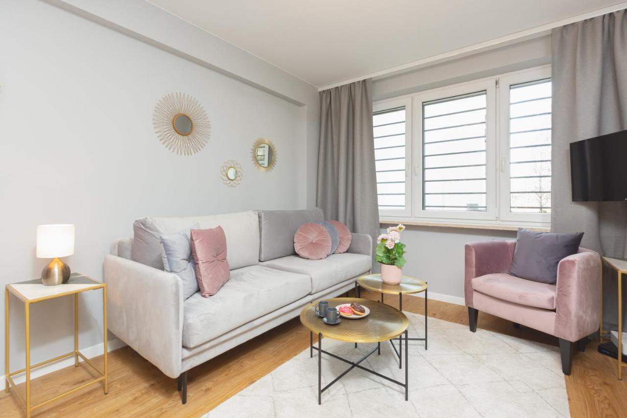 City Center Apartment Near The Vistula By Noclegi Renters Varsovia Exterior foto